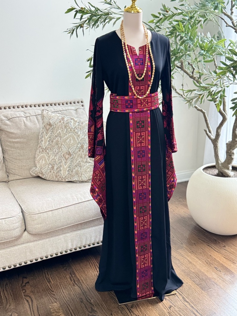 Palestinian Black Embroidered Tatreez thobe Dress